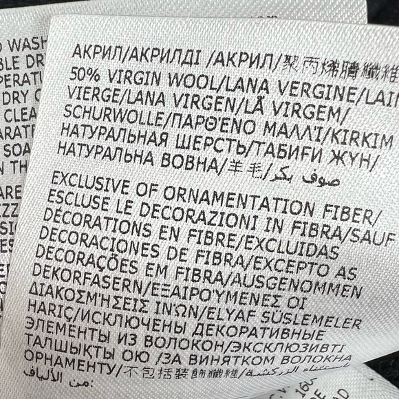 MONCLER Girl’s 12 Logo Patch Ribbed Wool Blend Base Layer Ski/Outdoor Pant - Picture 12 of 13